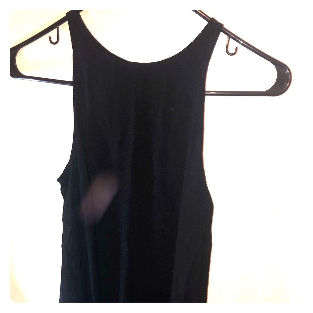 Black old navy tank top